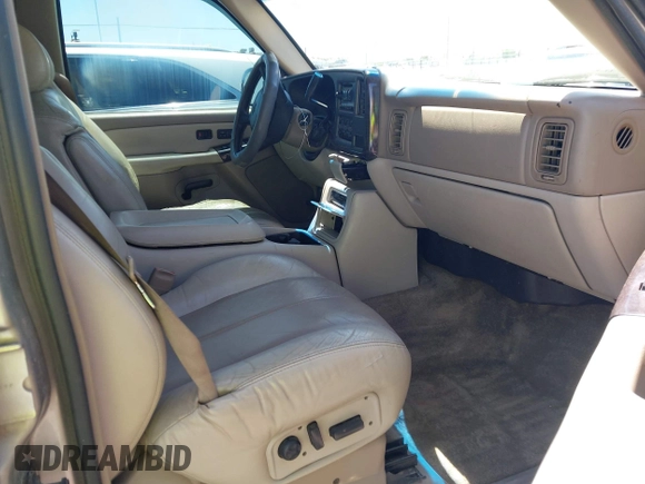 2001 Chevrolet Tahoe LT with VIN 1GNEK13T21R104604, listed as a IAAI auction lot 42663789 with 224,780 mi miles and . Bid and sale history available at DreamBid. Image 5.