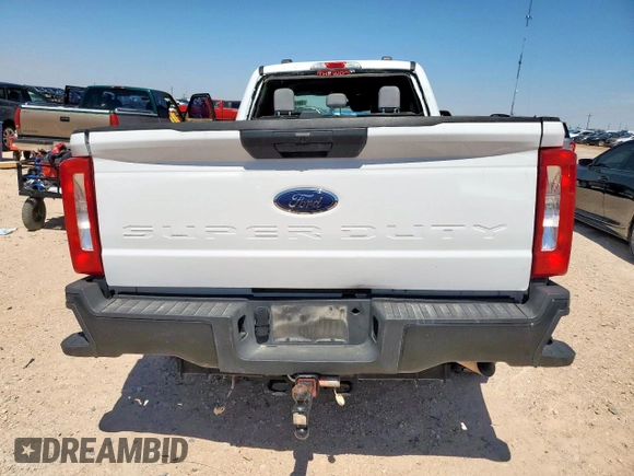 2023 Ford F-250 XL with VIN 1FT7W2BA2PED92331, listed as a Copart auction lot 60630835 with 29,903 mi miles and Salvage title. Bid and sale history available at DreamBid. Image 6.