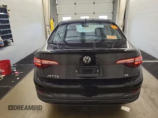 2023 Volkswagen Jetta SE with VIN 3VWEM7BUXPM009957, listed as a IAAI auction lot 42805780 with 2,429 mi miles and . Bid and sale history available at DreamBid. Image 4.