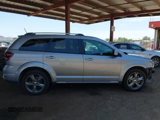 2017 Dodge Journey Crossroad Plus z VIN 3C4PDCGG6HT544637, wystawiony jako IAAI lot #42604245 z przebiegiem 110 759 mil mil oraz . Historia ofert i sprzedaży dostępna na DreamBid. Obrazek 14.
