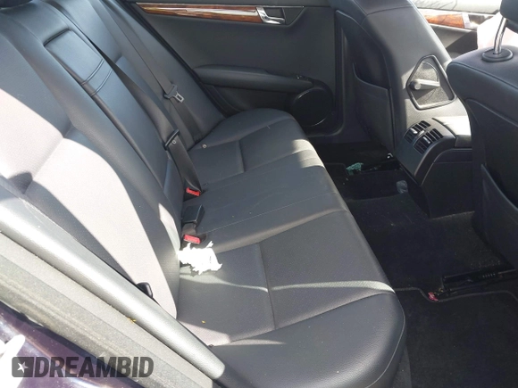 2009 Mercedes-Benz C-Class 3.0L Sport with VIN WDDGF81X49F236271, listed as a IAAI auction lot 42039496 with 69,413 mi miles. Bid and sale history available at carsss.com. Image 8.
