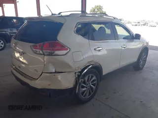 2015 Nissan Rogue S with VIN 5N1AT2MT0FC806919, listed as a IAAI auction lot 42079195 with 138,433 mi miles. Bid and sale history available at carsss.com. Image 4.
