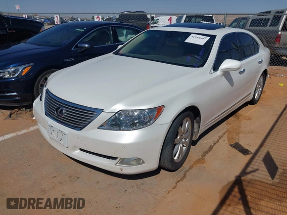 2007 Lexus LS 460 with VIN JTHBL46F275017817, listed as a IAAI auction lot 41958897 with 100,301 mi miles and . Bid and sale history available at DreamBid. Image 17.