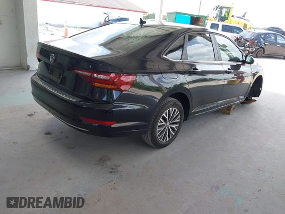 2019 Volkswagen Jetta SEL с VIN 3VWEB7BU4KM258317, выставлен на аукционе IAAI как лот 42828710 с пробегом 25 766 миль миль и . История ставок и продаж доступна на DreamBid. Изображение 4.