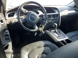 2009 Audi A4 Premium z VIN WAUJF78K19N048069, wystawiony jako Copart lot #53111574 z przebiegiem 67 274 mil mil oraz Czysty tytuł • Clean title. Historia ofert i sprzedaży dostępna na DreamBid. Obrazek 8.