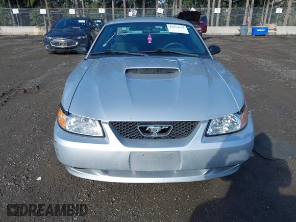 2003 Ford Mustang Standard with VIN 1FAFP40413F312108, listed as a IAAI auction lot 41954137 with 90,415 mi miles. Bid and sale history available at carsss.com. Image 12.