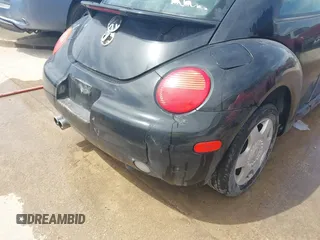 1999 Volkswagen Beetle GLS z VIN 3VWCA21C2XM404338, wystawiony jako IAAI lot #41606143 z przebiegiem 192 205 mil mil oraz . Historia ofert i sprzedaży dostępna na DreamBid. Obrazek 6.