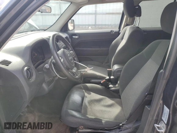 2015 Jeep Patriot Altitude with VIN 1C4NJRBBXFD259036, listed as a Copart auction lot 47502655 with 278,199 mi miles and Salvage title. Bid and sale history available at DreamBid. Image 7.