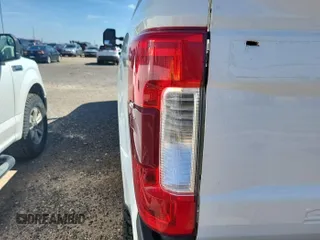 2019 Ford F-350 Platinum with VIN 1FT7W3B60KEF59599, listed as a IAAI auction lot 42677821 with 125,789 mi miles and . Bid and sale history available at DreamBid. Image 24.
