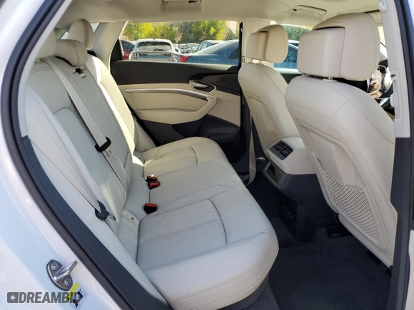2024 Audi Q8 e-tron Premium with VIN WA14AAGE2RB019540, listed as a Copart auction lot 74615564 with 7,027 mi miles and Salvage Title. Bid and sale history available at carsss.com. Image 11.