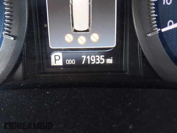 2016 Toyota Sienna XLE with VIN 5TDYK3DC4GS739785, listed as a IAAI auction lot 41513038 with 71,935 mi miles. Bid and sale history available at carsss.com. Image 16.