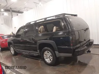 2003 Chevrolet Suburban Z71 with VIN 3GNFK16Z33G275630, listed as a IAAI auction lot 41937310 with 224,207 mi miles. Bid and sale history available at carsss.com. Image 15.