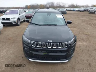 2024 Jeep Compass Limited z VIN 3C4NJDCN1RT141824, wystawiony jako IAAI lot #40741507 z przebiegiem 3 028 mil mil oraz . Historia ofert i sprzedaży dostępna na DreamBid. Obrazek 12.