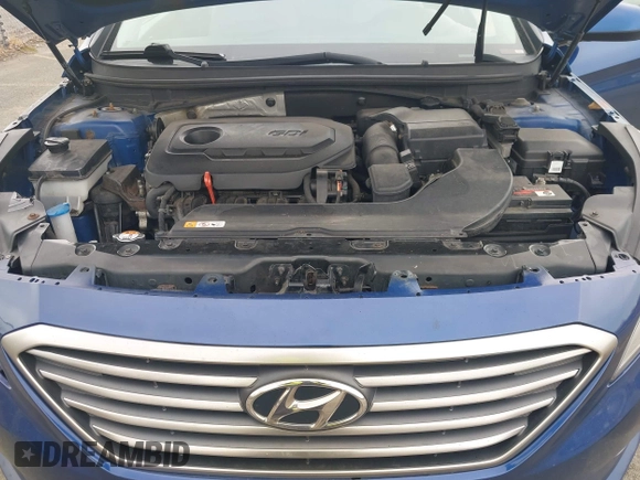 2015 Hyundai Sonata SE with VIN 5NPE24AF2FH031868, listed as a IAAI auction lot 42047793 with 241,219 mi miles and . Bid and sale history available at DreamBid. Image 10.