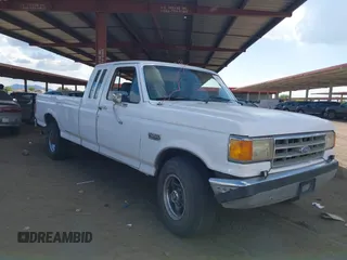 1989 Ford F-250 с VIN 1FTHX25M7KKA61455, выставлен на аукционе IAAI как лот 42211798 с пробегом 750 875 миль миль и . История ставок и продаж доступна на DreamBid. Изображение 1.