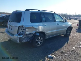 2005 Toyota Highlander with VIN JTEDP21A650062604, listed as a IAAI auction lot 40996702 with 193,651 mi miles. Bid and sale history available at carsss.com. Image 4.