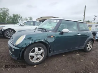 2005 MINI Hardtop z VIN WMWRC33415TJ66089, wystawiony jako Copart lot #61674255 z przebiegiem 162 183 mil mil oraz Szkoda całkowita • Salvage title. Historia ofert i sprzedaży dostępna na DreamBid. Obrazek 1.
