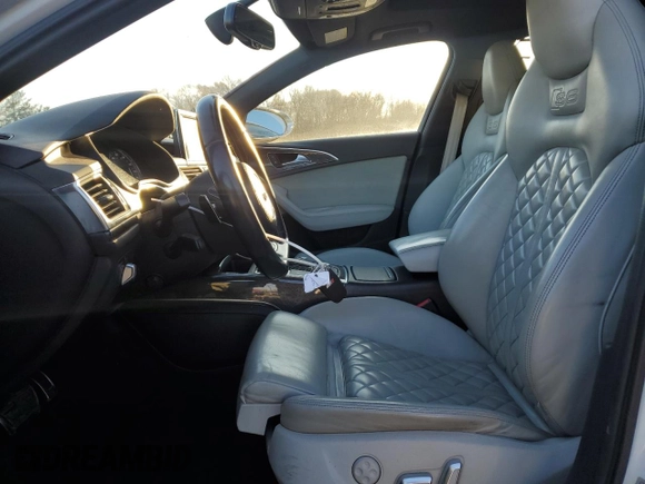 2018 Audi S6 Premium Plus z VIN WAUFFAFC0JN090591, wystawiony jako Copart lot #43945105 z przebiegiem 123 155 mil mil oraz Szkoda całkowita • Salvage title. Historia ofert i sprzedaży dostępna na DreamBid. Obrazek 7.