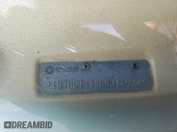 1986 Dodge Trucks z VIN 1B7HD14TXGS016934, wystawiony jako Copart lot #69426432 z przebiegiem 333 mil mil oraz Szkody całkowita. Historia ofert i sprzedaży dostępna na DreamBid. Obrazek 13.