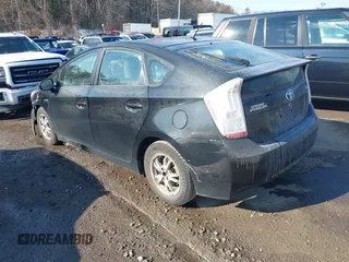2010 Toyota Prius II with VIN JTDKN3DU3A1010042, listed as a IAAI auction lot 41416439 with 203,267 mi miles. Bid and sale history available at carsss.com. Image 3.