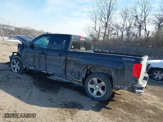 2017 Chevrolet Silverado 1500 LT with VIN 1GCVKREC5HZ285423, listed as a IAAI auction lot 41411392 with 174,759 mi miles. Bid and sale history available at carsss.com. Image 3.