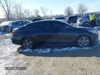 2022 Kia Forte LXS with VIN 3KPF24AD6NE424973, listed as a IAAI auction lot 41845140 with 49,917 mi miles and . Bid and sale history available at DreamBid. Image 13.