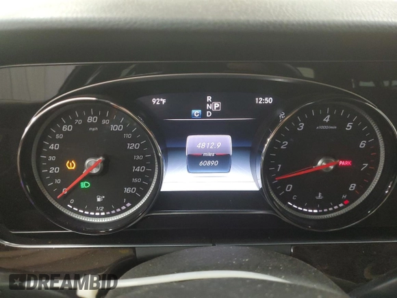 2017 Mercedes-Benz E 300 Luxury with VIN WDDZF4KB5HA054823, listed as a Copart auction lot 63022395 with 60,890 mi miles and Salvage title. Bid and sale history available at DreamBid. Image 9.