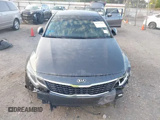 2020 Kia Optima LX with VIN 5XXGT4L30LG423750, listed as a IAAI auction lot 40321560 with 81,957 mi miles. Bid and sale history available at carsss.com. Image 6.