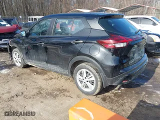 2022 Nissan Kicks S with VIN 3N1CP5BV8NL478047, listed as a IAAI auction lot 41381270 with 62,171 mi miles. Bid and sale history available at carsss.com. Image 3.