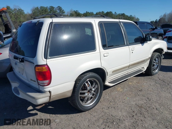 1998 Ford Explorer XL with VIN 1FMZU32E1WZB24266, listed as a IAAI auction lot 41795619 with 293,600 mi miles and . Bid and sale history available at DreamBid. Image 4.