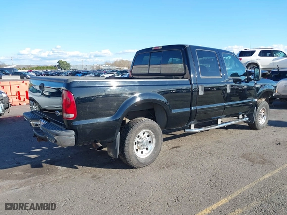 2002 Ford Super Duty F-250 XL with VIN 1FTNW21F22EB74368, listed as a IAAI auction lot 41636544 with 164,604 mi miles. Bid and sale history available at carsss.com. Image 4.
