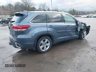 2019 Toyota Highlander Limited with VIN 5TDDZRFH0KS732251, listed as a IAAI auction lot 41020511 with 72,677 mi miles and . Bid and sale history available at DreamBid. Image 4.