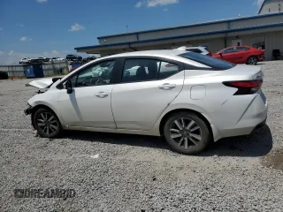 2021 Nissan Versa SV с VIN 3N1CN8EV0ML880193, выставлен на аукционе Copart как лот 62235295 с пробегом 62 275 миль миль и Списание • Salvage title. История ставок и продаж доступна на DreamBid. Изображение 2.