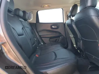 2018 Jeep Compass Trailhawk z VIN 3C4NJDDB0JT130449, wystawiony jako Copart lot #57486015 z przebiegiem 87 318 mil mil oraz Szkoda całkowita • Salvage title. Historia ofert i sprzedaży dostępna na DreamBid. Obrazek 11.