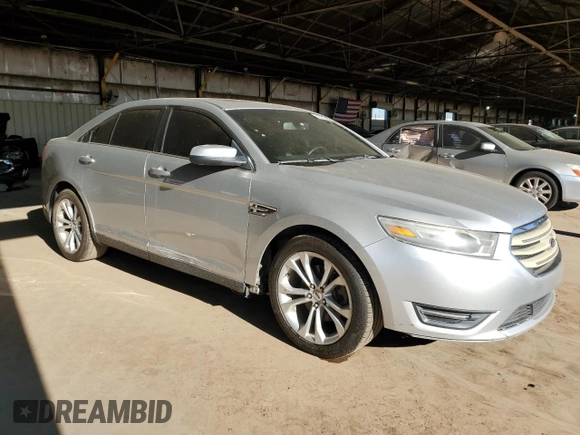 2013 Ford Taurus SEL with VIN 1FAHP2E86DG102656, listed as a Copart auction lot 50393805 with 212,804 mi miles and Clean Title. Bid and sale history available at carsss.com. Image 4.