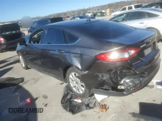 2016 Ford Fusion S with VIN 3FA6P0G72GR341196, listed as a Copart auction lot 81488924 with 110,262 mi miles and Salvage Title. Bid and sale history available at carsss.com. Image 2.