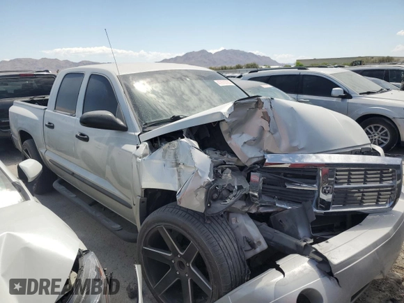 2005 Dodge Dakota SLT with VIN 1D7HE48N15S237318, listed as a Copart auction lot 47670785 with Not Provided miles and Non Repairable. Bid and sale history available at DreamBid. Image 4.