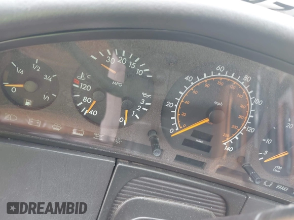 1992 Mercedes-Benz 300 with VIN WDBGB34EXNA034723, listed as a IAAI auction lot 41748087 with Not Provided miles and . Bid and sale history available at DreamBid. Image 7.