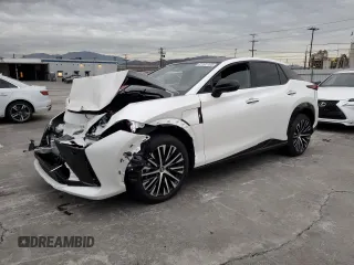 2023 Lexus RZ 450e Premium z VIN JTJAAAAB5PA009849, wystawiony jako Copart lot #81161103 z przebiegiem 4056 mil mil oraz . Historia ofert i sprzedaży dostępna na DreamBid. Obrazek 1.
