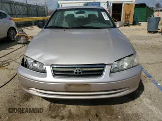 2001 Toyota Camry CE with VIN 4T1BG22K31U028525, listed as a Copart auction lot 50034775 with 103,444 mi miles and Salvage Title. Bid and sale history available at carsss.com. Image 5.