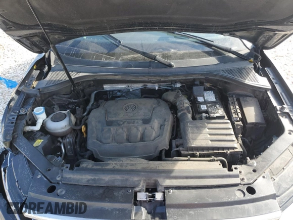 2020 Volkswagen Tiguan S z VIN 3VV1B7AX6LM103686, wystawiony jako Copart lot #47294995 z przebiegiem 66 966 mil mil oraz Szkoda całkowita • Salvage title. Historia ofert i sprzedaży dostępna na DreamBid. Obrazek 14.