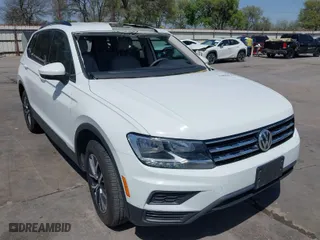 2021 Volkswagen Tiguan S with VIN 3VV1B7AX1MM010320, listed as a IAAI auction lot 41851472 with 45,526 mi miles. Bid and sale history available at carsss.com. Image 1.