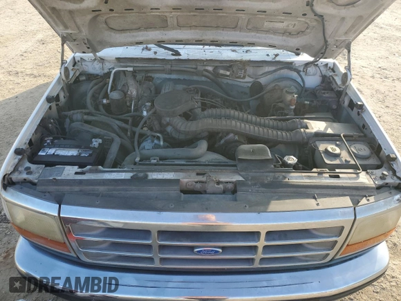 1995 Ford F-150 with VIN 1FTEF15H8SLA73997, listed as a Copart auction lot 44080955 with 189,389 mi miles and Clean Title. Bid and sale history available at carsss.com. Image 11.