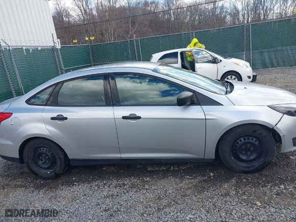 2016 Ford Focus S with VIN 1FADP3E2XGL311099, listed as a IAAI auction lot 41855282 with 196,444 mi miles. Bid and sale history available at carsss.com. Image 14.