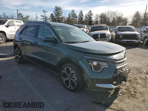 2024 Kia Niro EX Touring with VIN KNDCR3LE7R5122334, listed as a Copart auction lot 88068165 with 11,738 mi miles and Salvage Title. Bid and sale history available at carsss.com. Image 4.