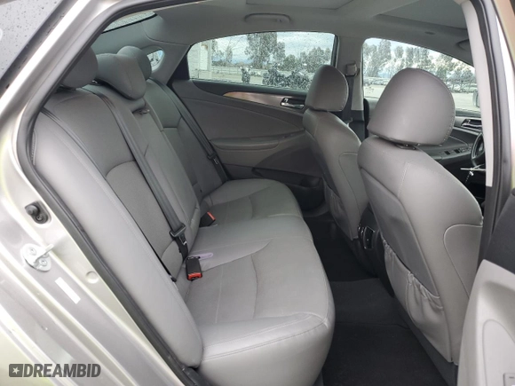 2013 Hyundai Sonata Hybrid Limited with VIN KMHEC4A43DA074658, listed as a Copart auction lot 48430575 with 116,717 mi miles and Salvage Title. Bid and sale history available at carsss.com. Image 10.