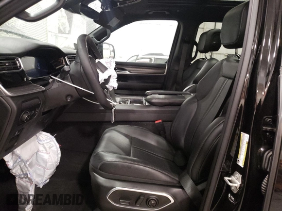 2023 Jeep Wagoneer Series III с VIN 1C4SJSDP0PS503082, выставлен на аукционе Copart как лот 77155824 с пробегом 21 774 миль миль и Списание • Salvage title. История ставок и продаж доступна на DreamBid. Изображение 7.