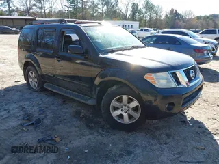 2008 Nissan Pathfinder S with VIN 5N1AR18U18C613323, listed as a IAAI auction lot 41143509 with 129,597 mi miles. Bid and sale history available at carsss.com. Image 1.