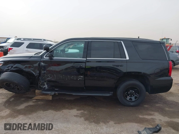 2018 Chevrolet Tahoe Commercial z VIN 1GNLCDEC0JR291831, wystawiony jako IAAI lot #40681194 z przebiegiem 111 711 mil mil oraz . Historia ofert i sprzedaży dostępna na DreamBid. Obrazek 14.