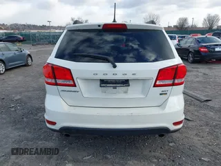 2017 Dodge Journey SXT z VIN 3C4PDCBGXHT572190, wystawiony jako IAAI lot #41590268 z przebiegiem Nie podano mil oraz . Historia ofert i sprzedaży dostępna na DreamBid. Obrazek 16.